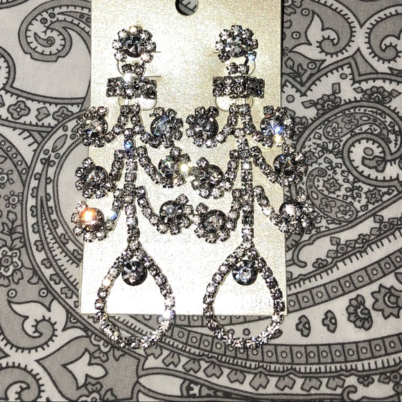 ⬇️ Extra long rhinestone earrings - Picture 4 of 7